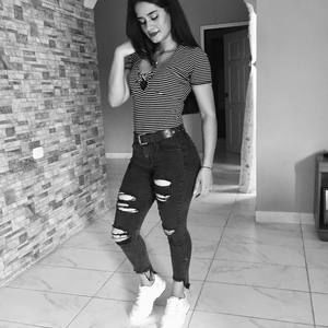 Meet your Posher, Yolanda